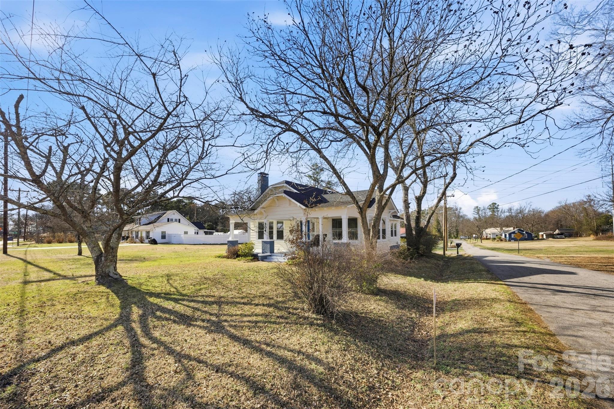 304 Lowrance Avenue Kannapolis NC 28081