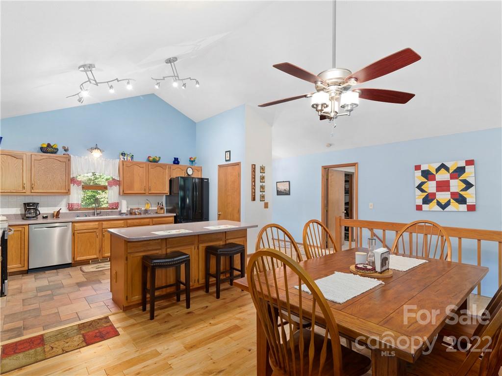 271 Tara Nova Drive Waynesville NC 28786