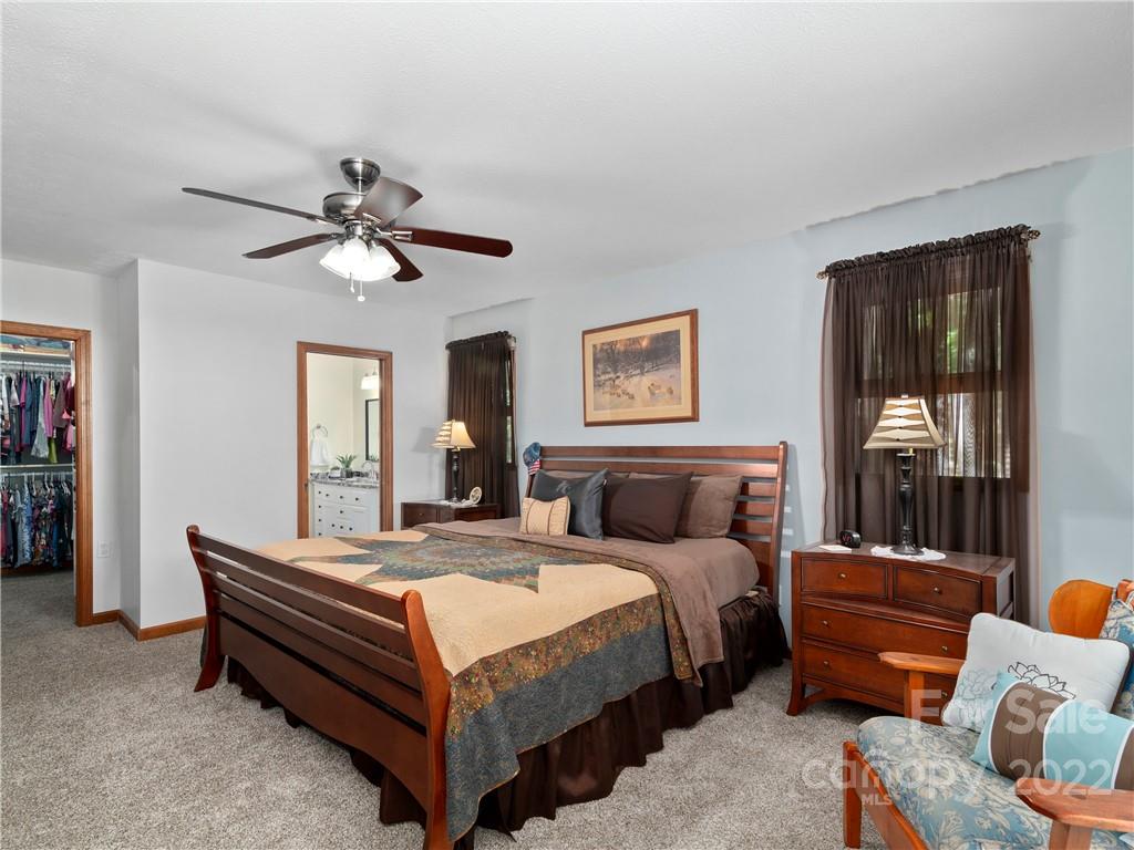 271 Tara Nova Drive Waynesville NC 28786