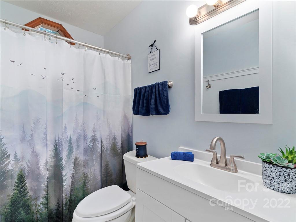 271 Tara Nova Drive Waynesville NC 28786