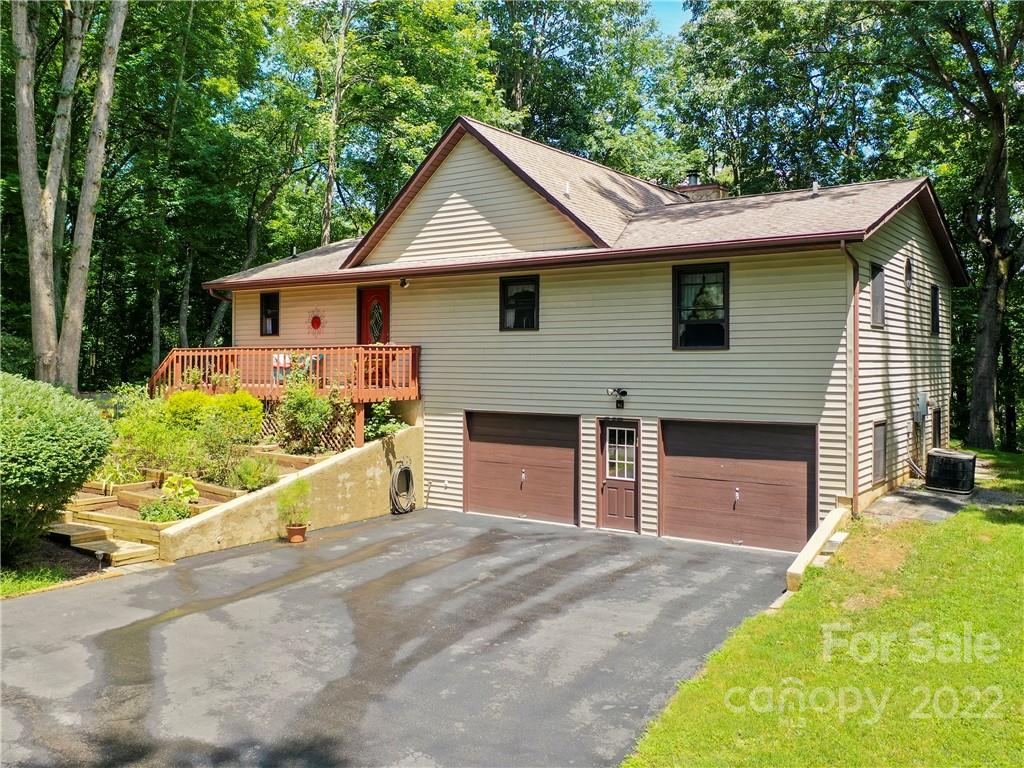 271 Tara Nova Drive Waynesville NC 28786