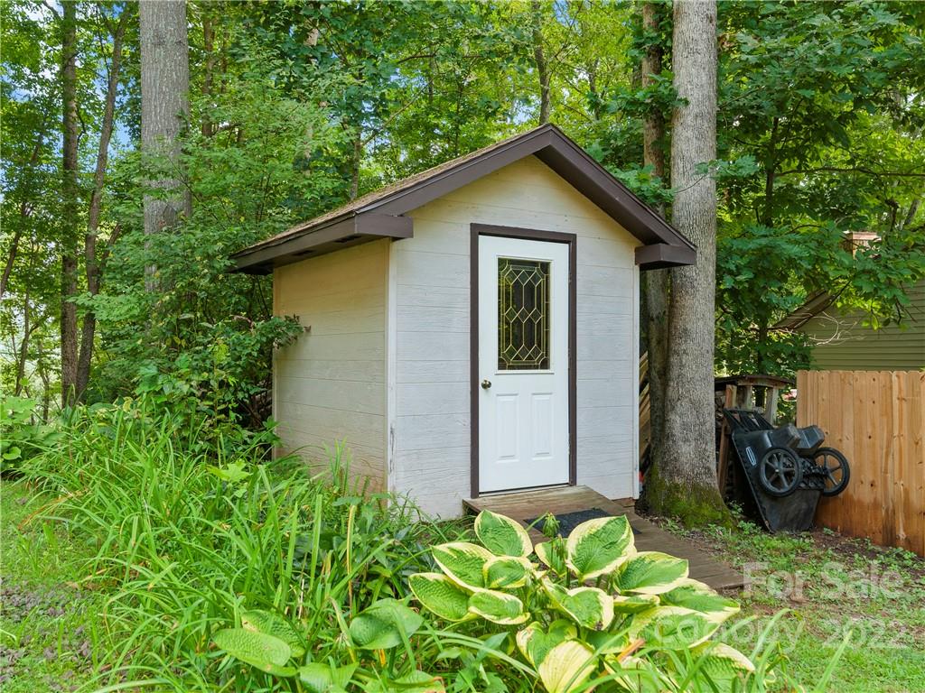 271 Tara Nova Drive Waynesville NC 28786