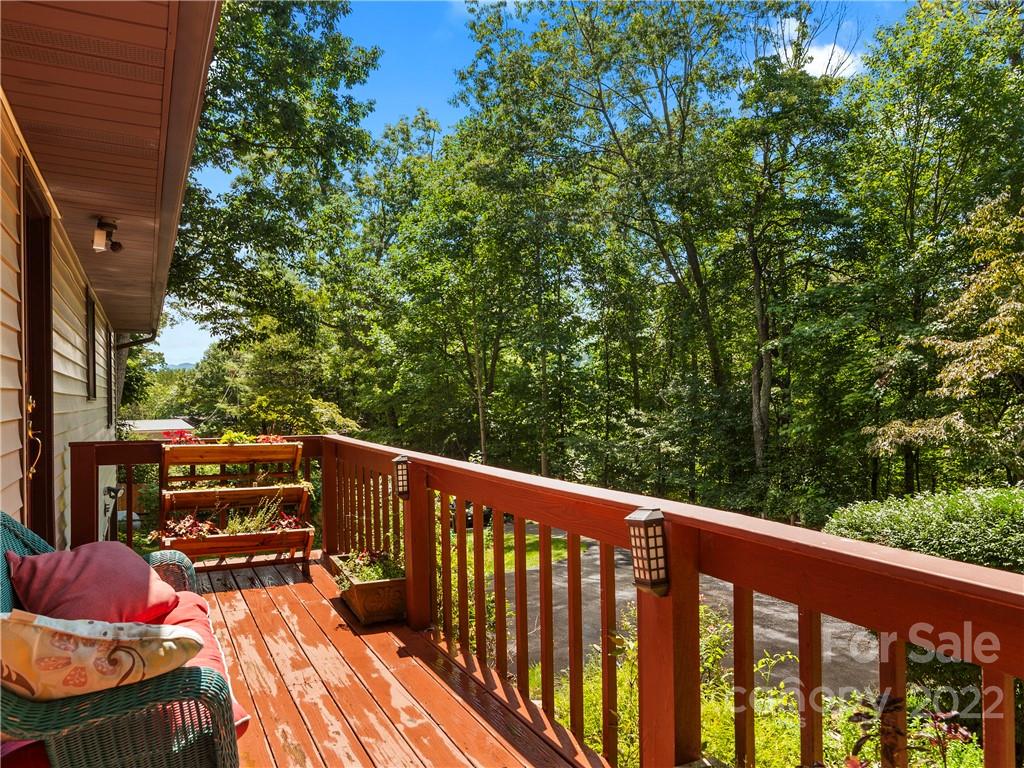 271 Tara Nova Drive Waynesville NC 28786
