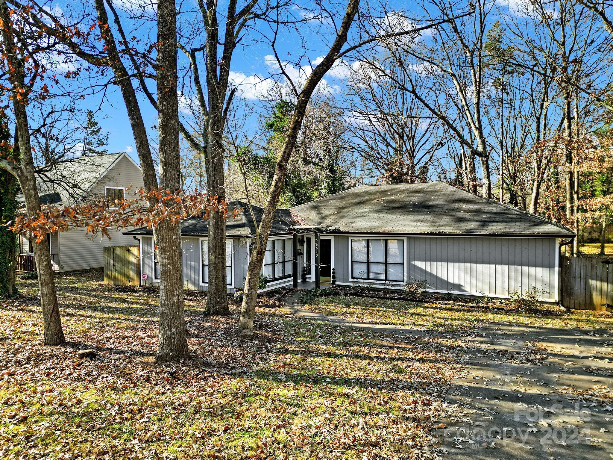 6613 Montezuma Trail Charlotte NC 28227