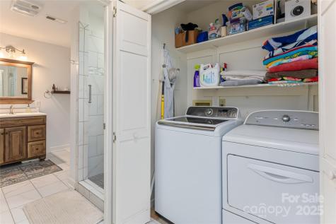 20 Meeks Road Black Mountain NC 28711