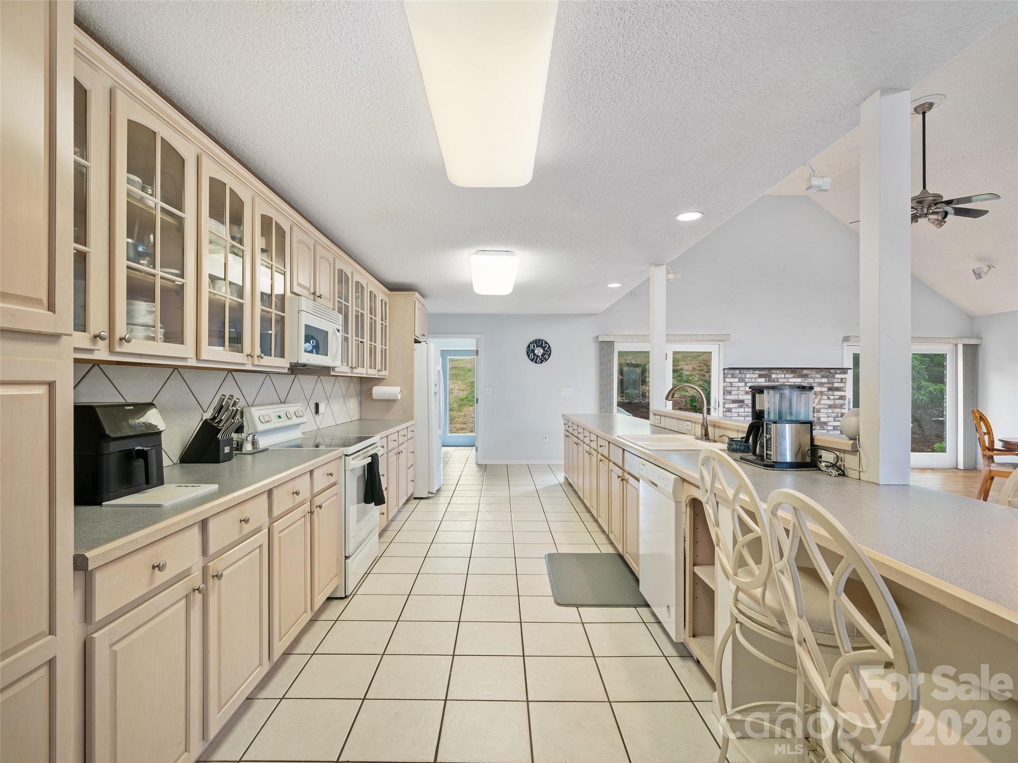 124 W Dogwood Circle Burnsville NC 28714