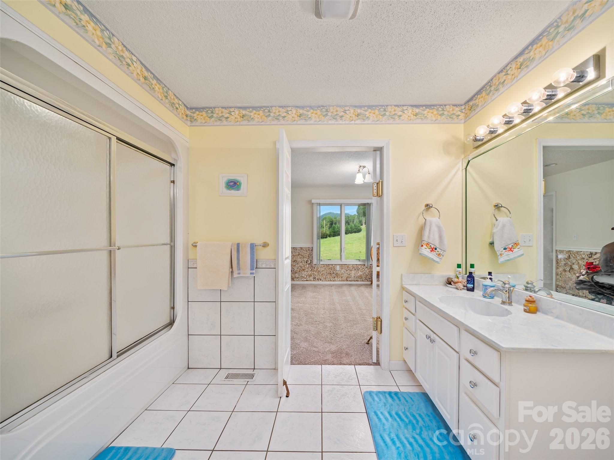 124 W Dogwood Circle Burnsville NC 28714