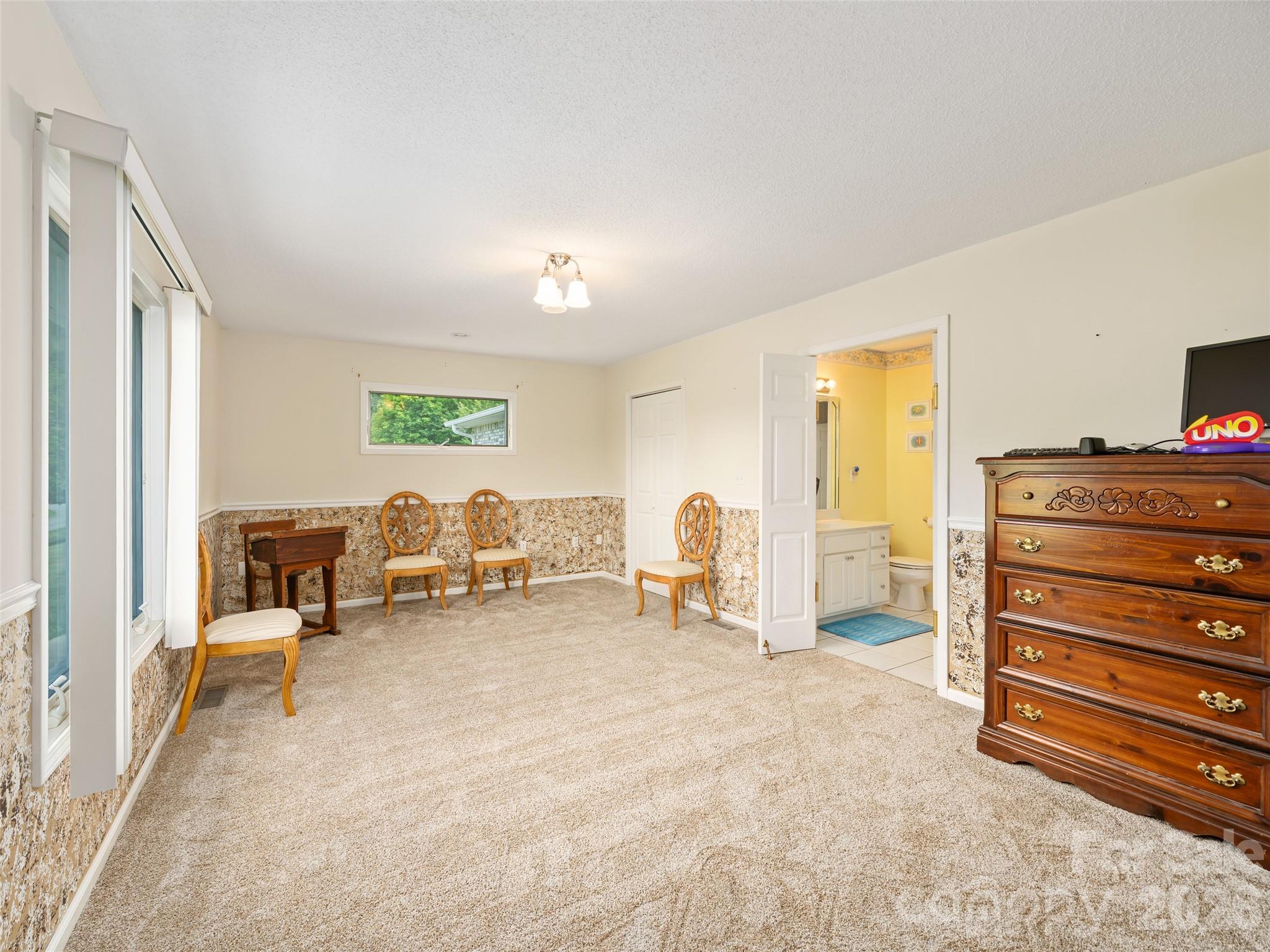 124 W Dogwood Circle Burnsville NC 28714