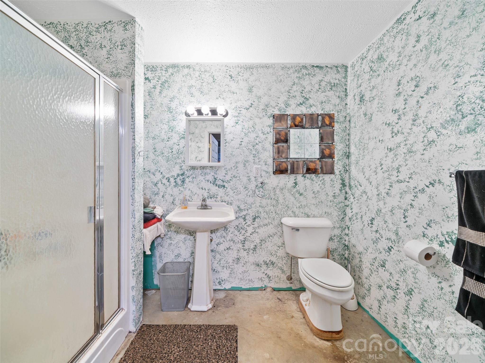 124 W Dogwood Circle Burnsville NC 28714