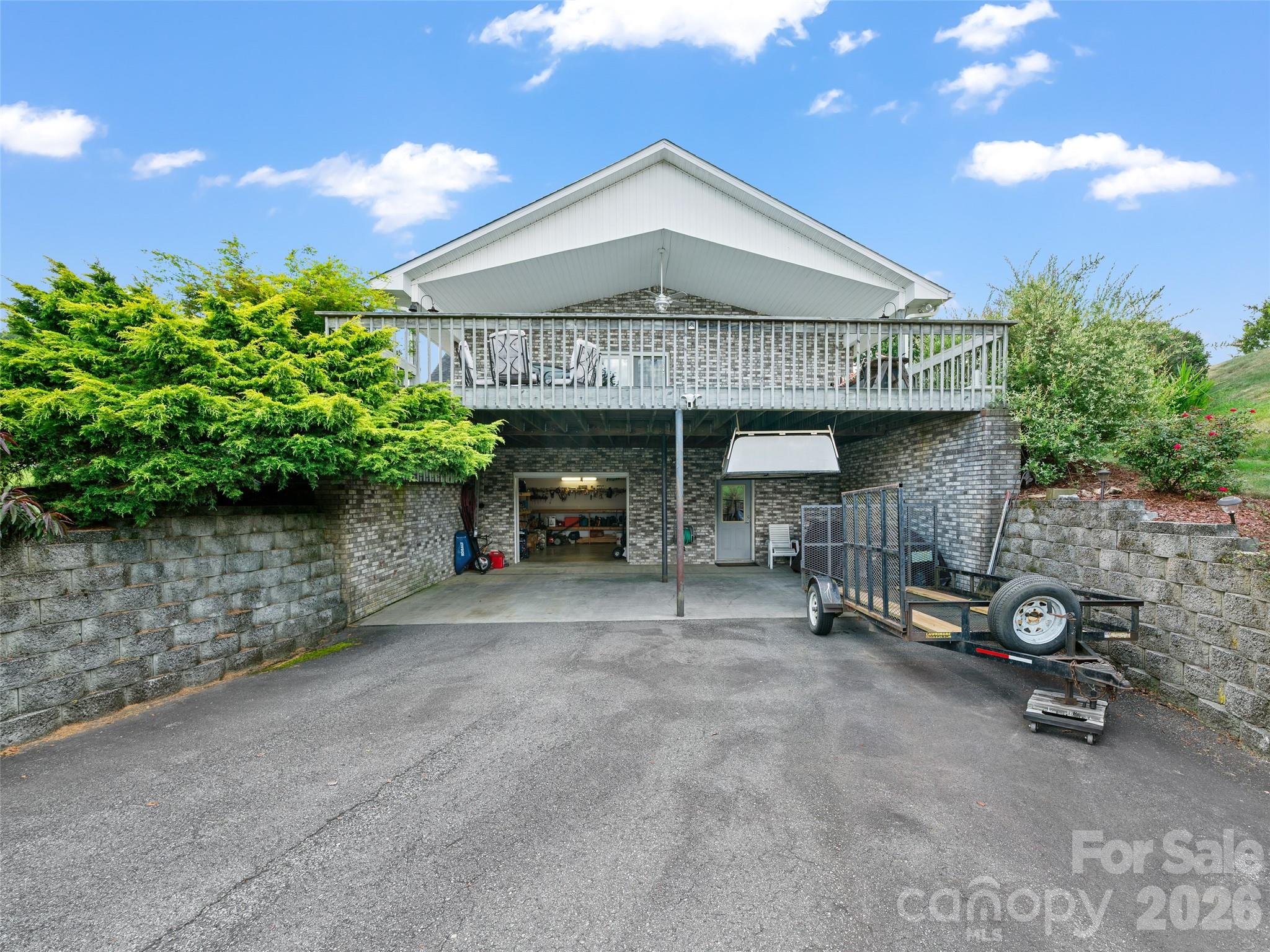 124 W Dogwood Circle Burnsville NC 28714