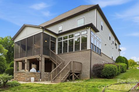 2256 Rock Creek Drive Charlotte NC 28226