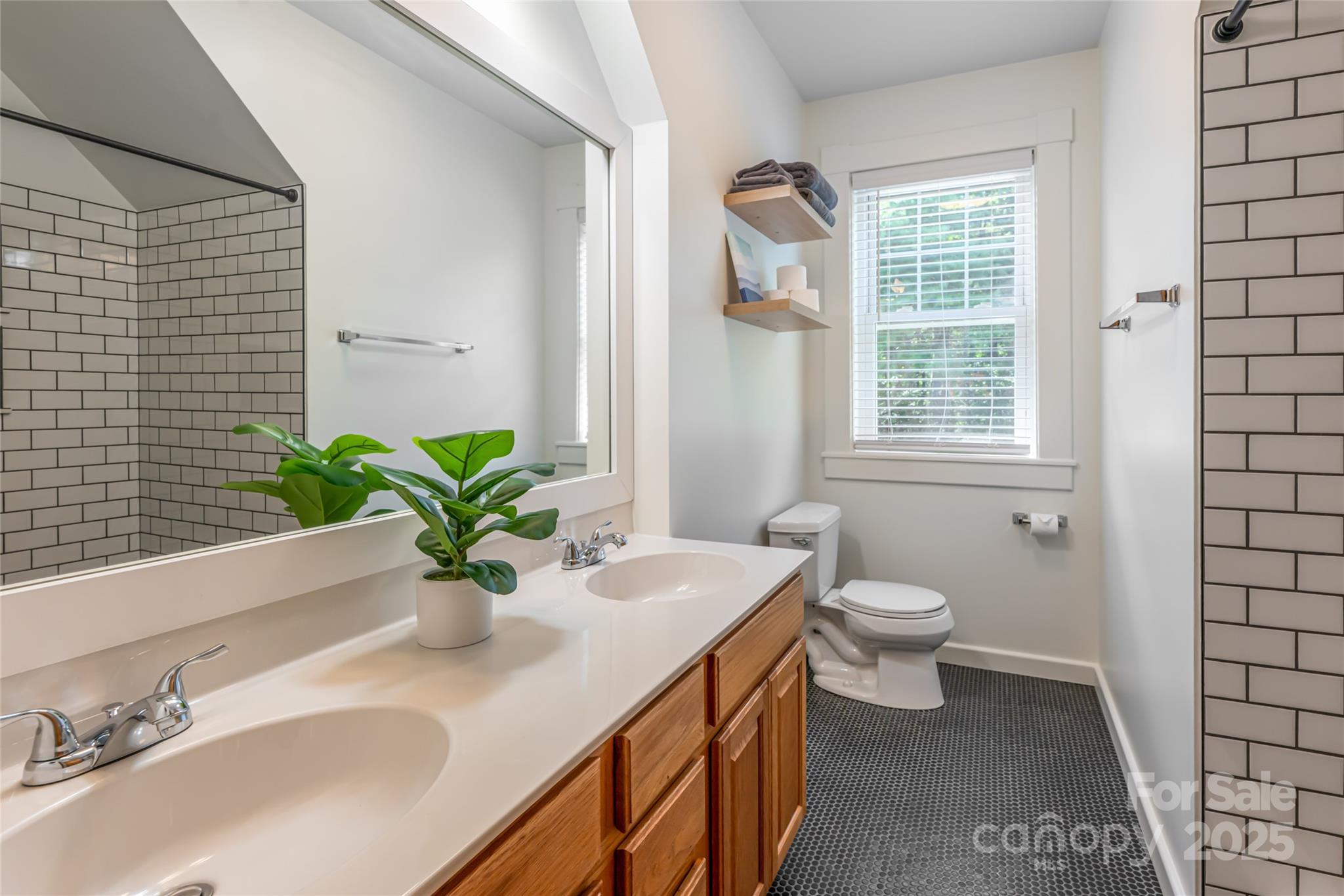 80 Boone Trail Weaverville NC 28787