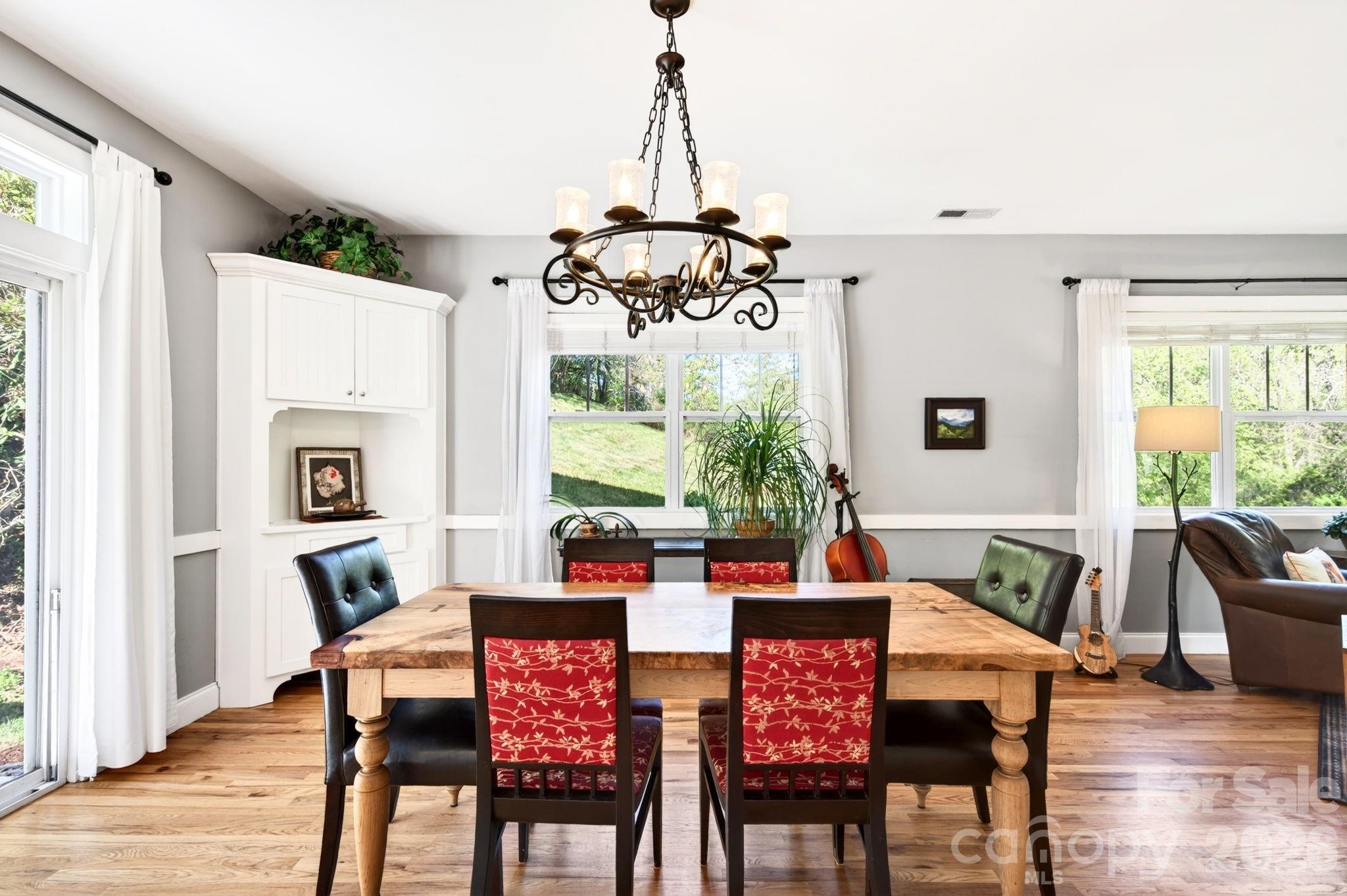 26 Macdougall Lane Weaverville NC 28787