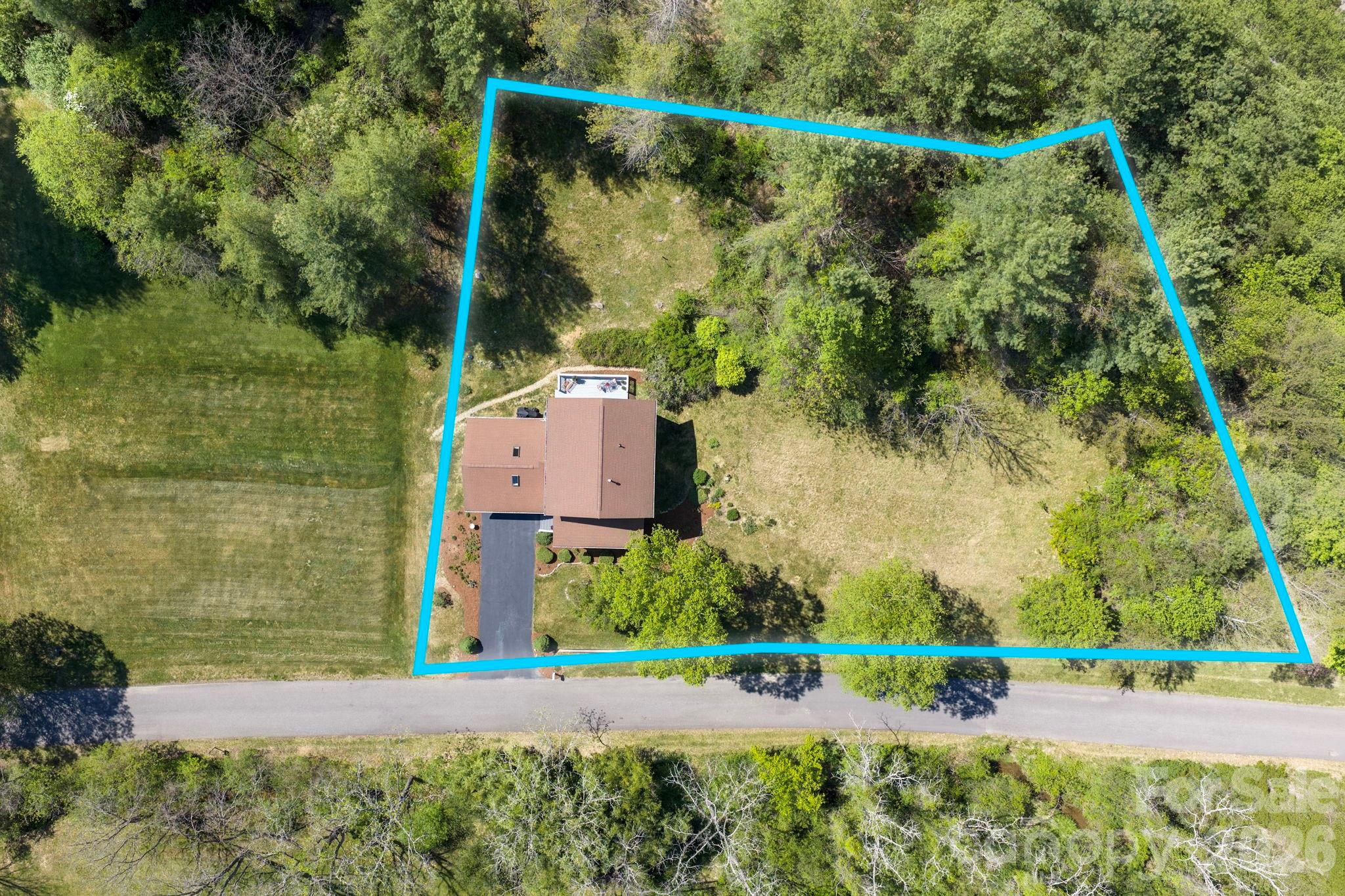 26 Macdougall Lane Weaverville NC 28787