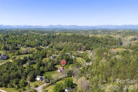 26 Macdougall Lane Weaverville NC 28787