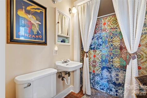 60 Henry Lane Spruce Pine NC 28777