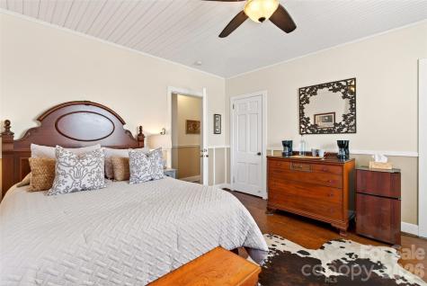 60 Henry Lane Spruce Pine NC 28777
