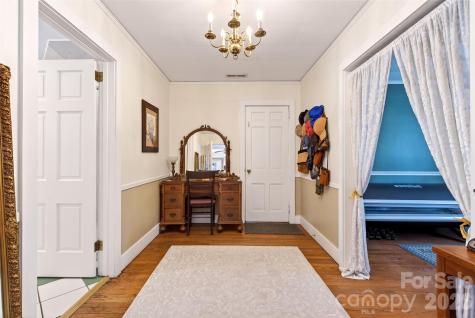 60 Henry Lane Spruce Pine NC 28777