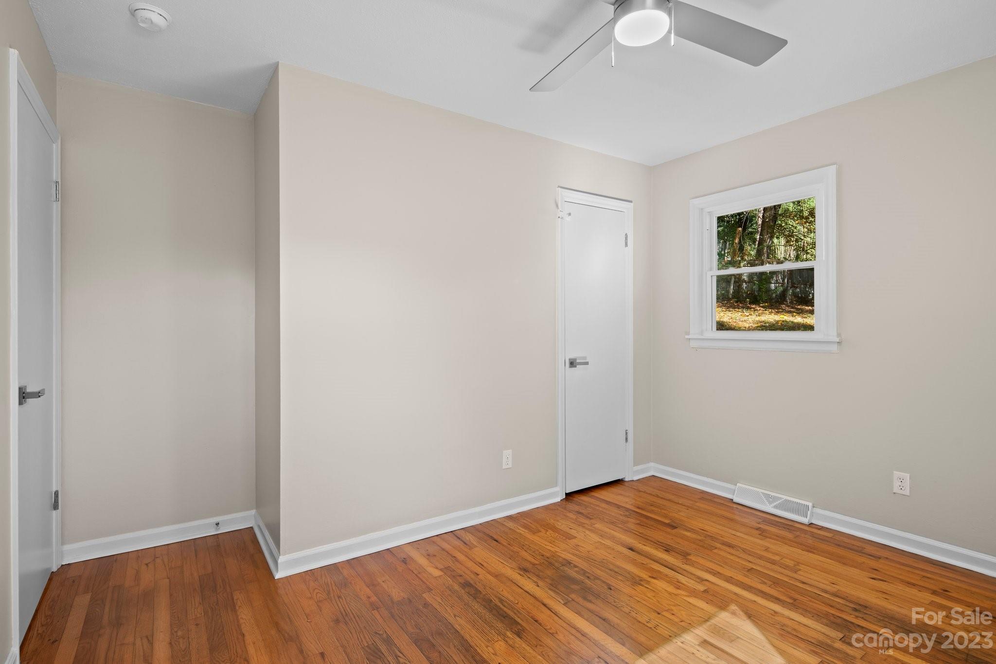 12 Rosemary Road Asheville NC 28806