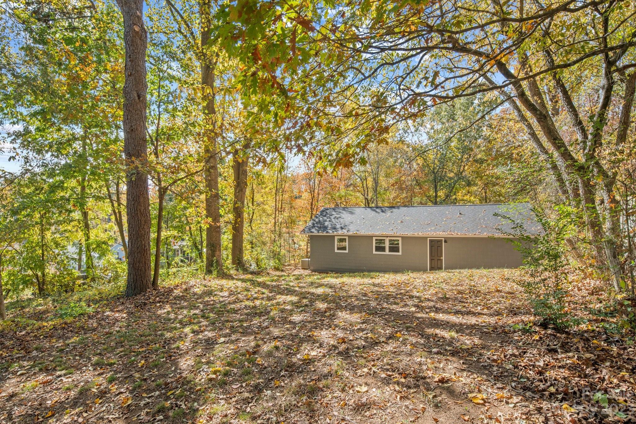 12 Rosemary Road Asheville NC 28806