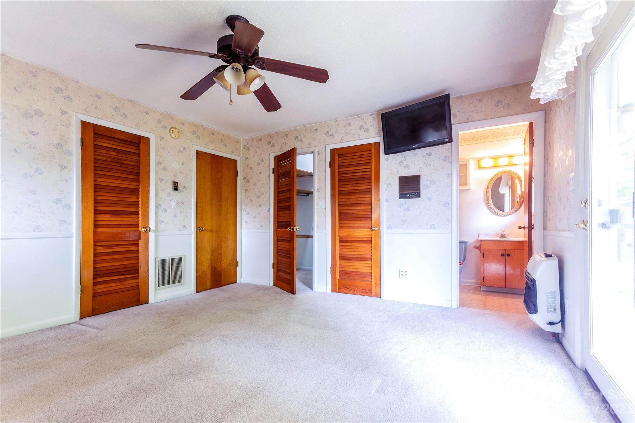 75 Golddigger Drive Candler NC 28715