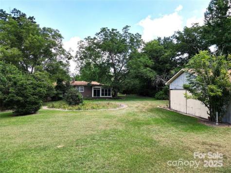 314 Moore Street Morven NC 28119