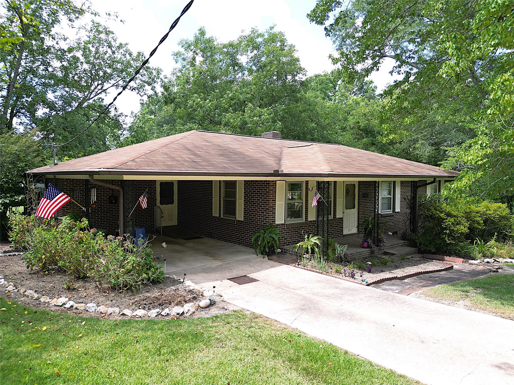 314 Moore Street Morven NC 28119