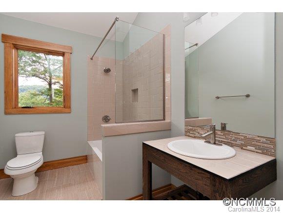 67 Bassett Road Asheville NC 28804