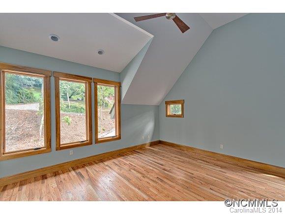 67 Bassett Road Asheville NC 28804