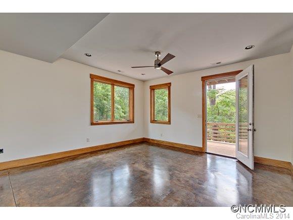 67 Bassett Road Asheville NC 28804