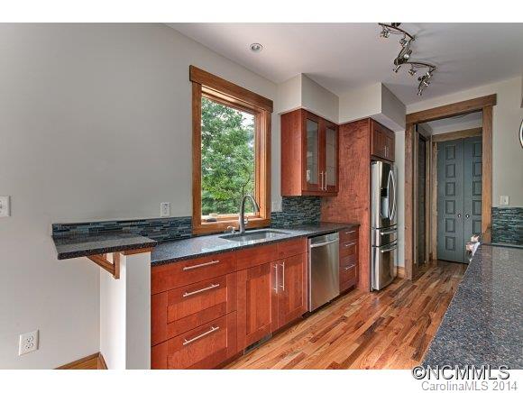 67 Bassett Road Asheville NC 28804