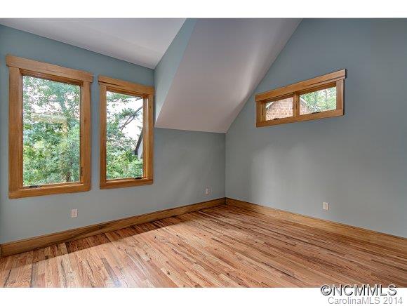 67 Bassett Road Asheville NC 28804