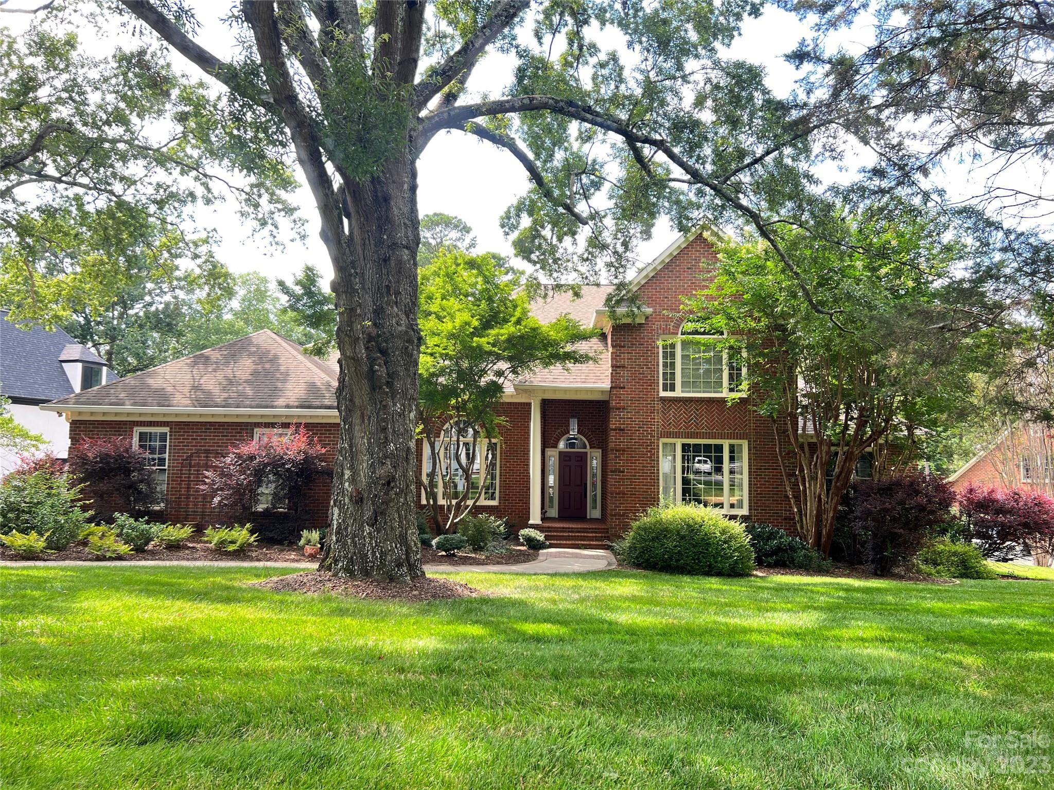4526 Noras Path Road Charlotte NC 28226
