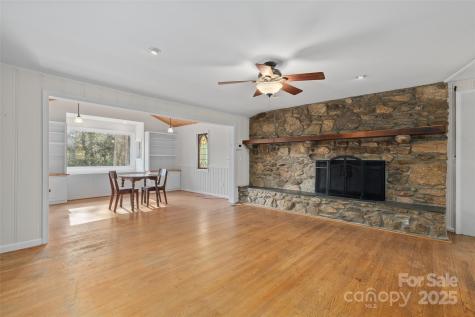 233 Rolling Drive Waynesville NC 28786