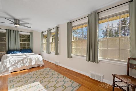 233 Rolling Drive Waynesville NC 28786