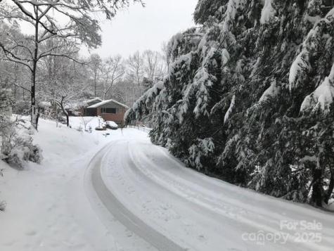 233 Rolling Drive Waynesville NC 28786