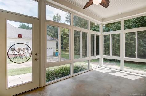 1043 Garibaldi Ridge Court Belmont NC 28012
