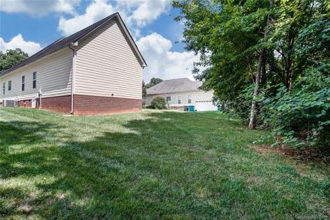 1043 Garibaldi Ridge Court Belmont NC 28012