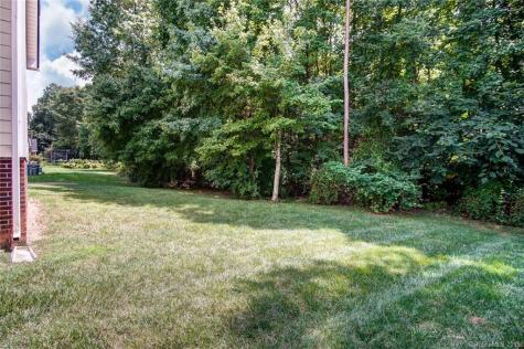 1043 Garibaldi Ridge Court Belmont NC 28012