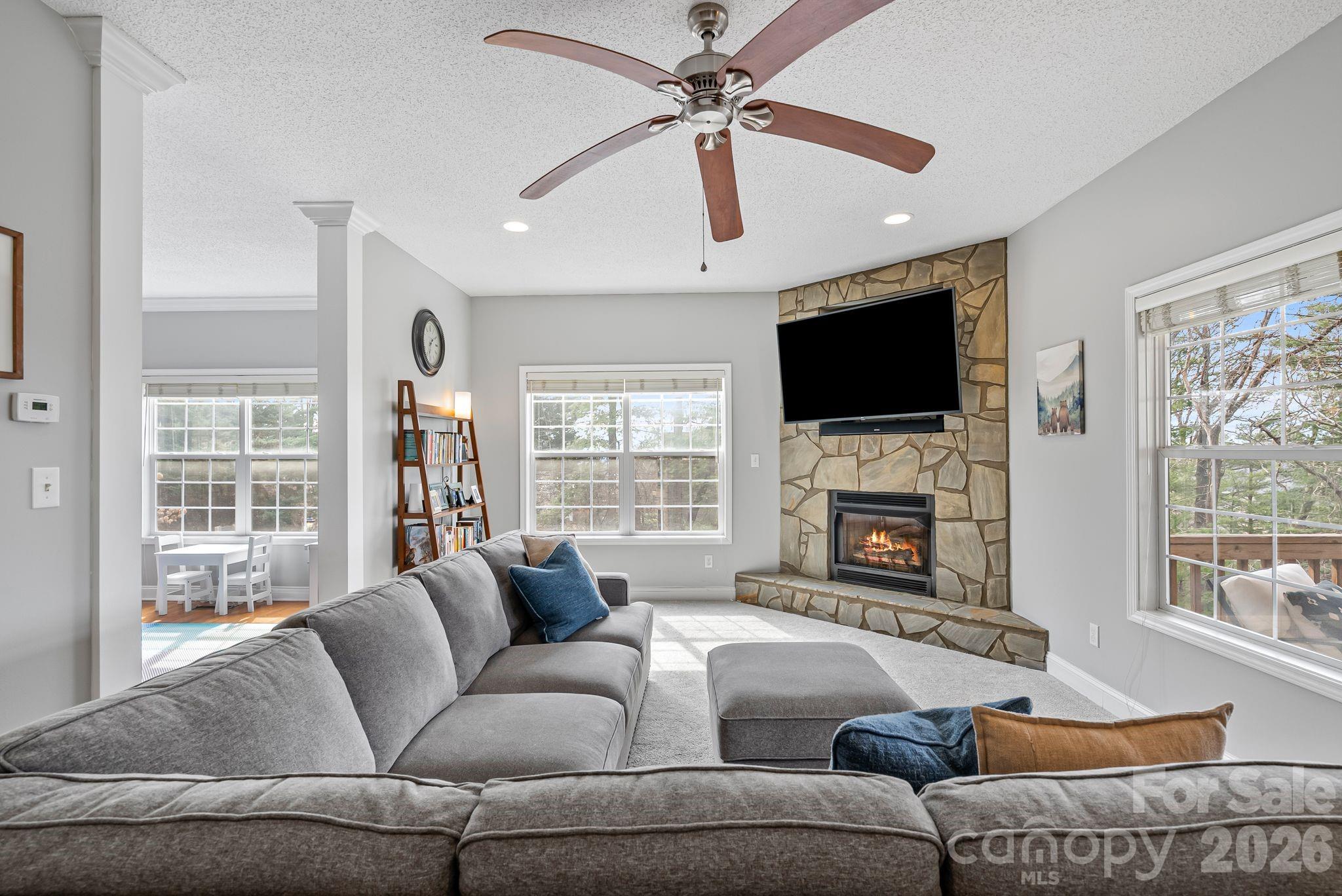 505 Kings Ridge Asheville NC 28804