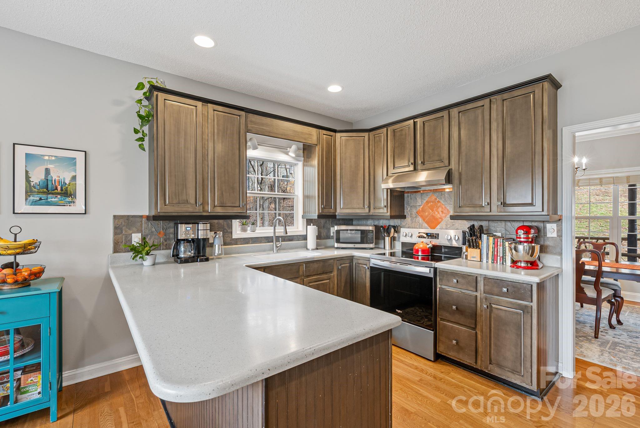 505 Kings Ridge Asheville NC 28804