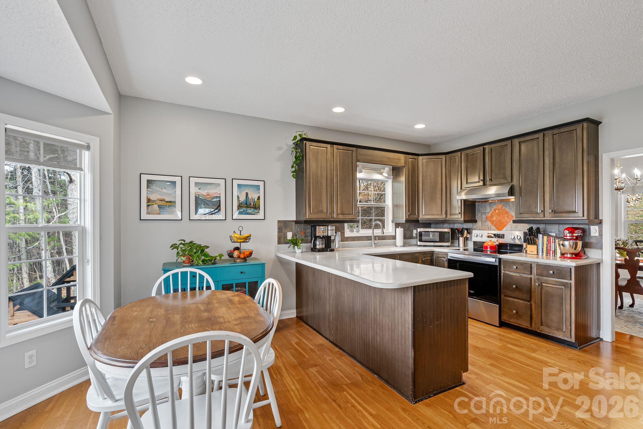 505 Kings Ridge Asheville NC 28804