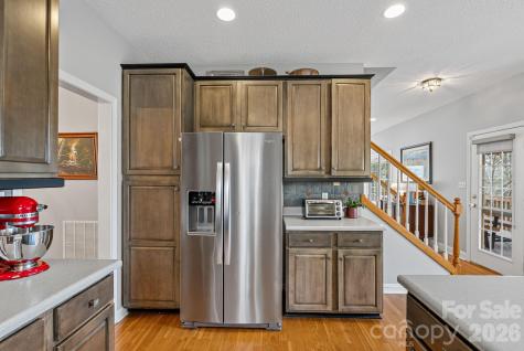 505 Kings Ridge Asheville NC 28804