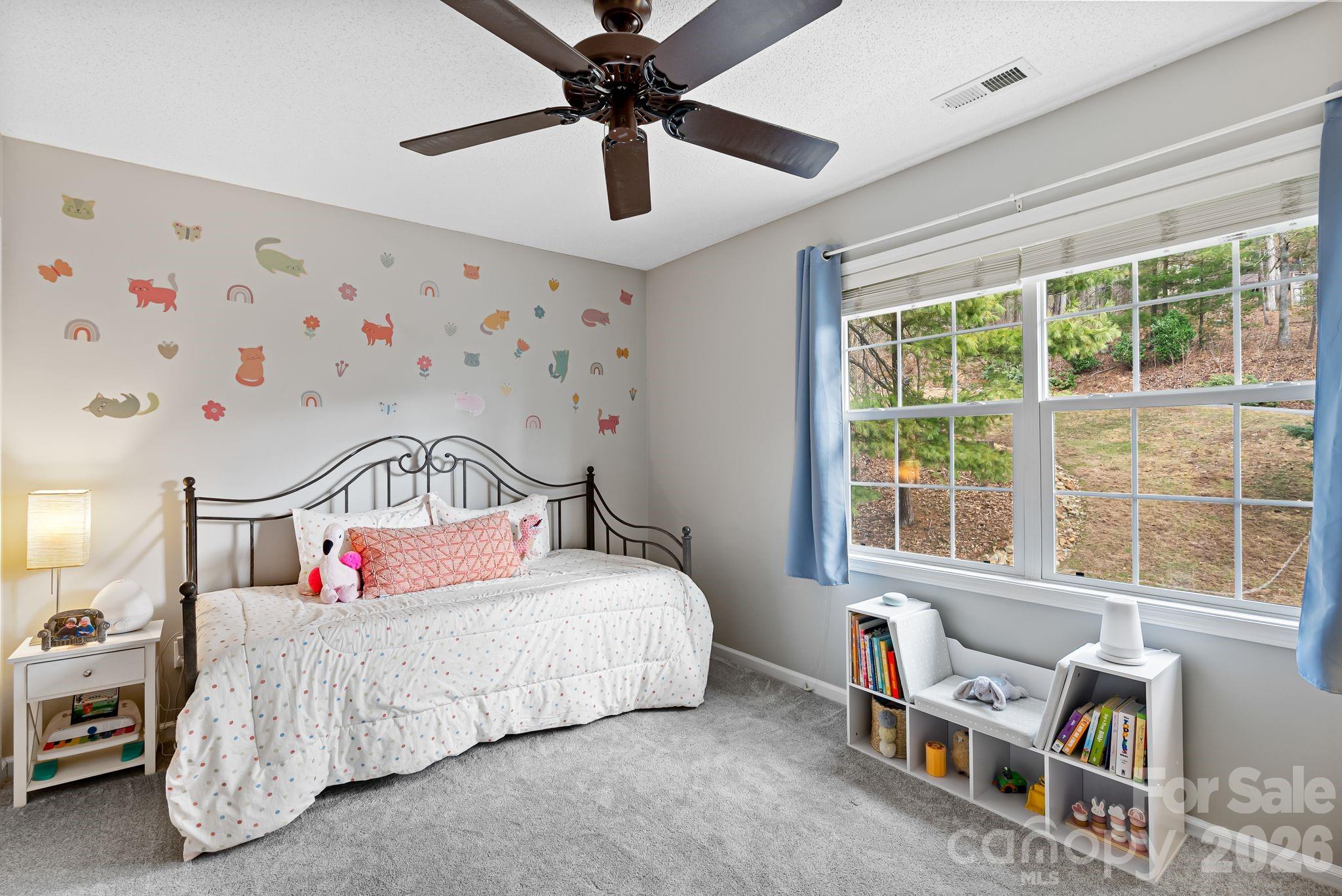 505 Kings Ridge Asheville NC 28804