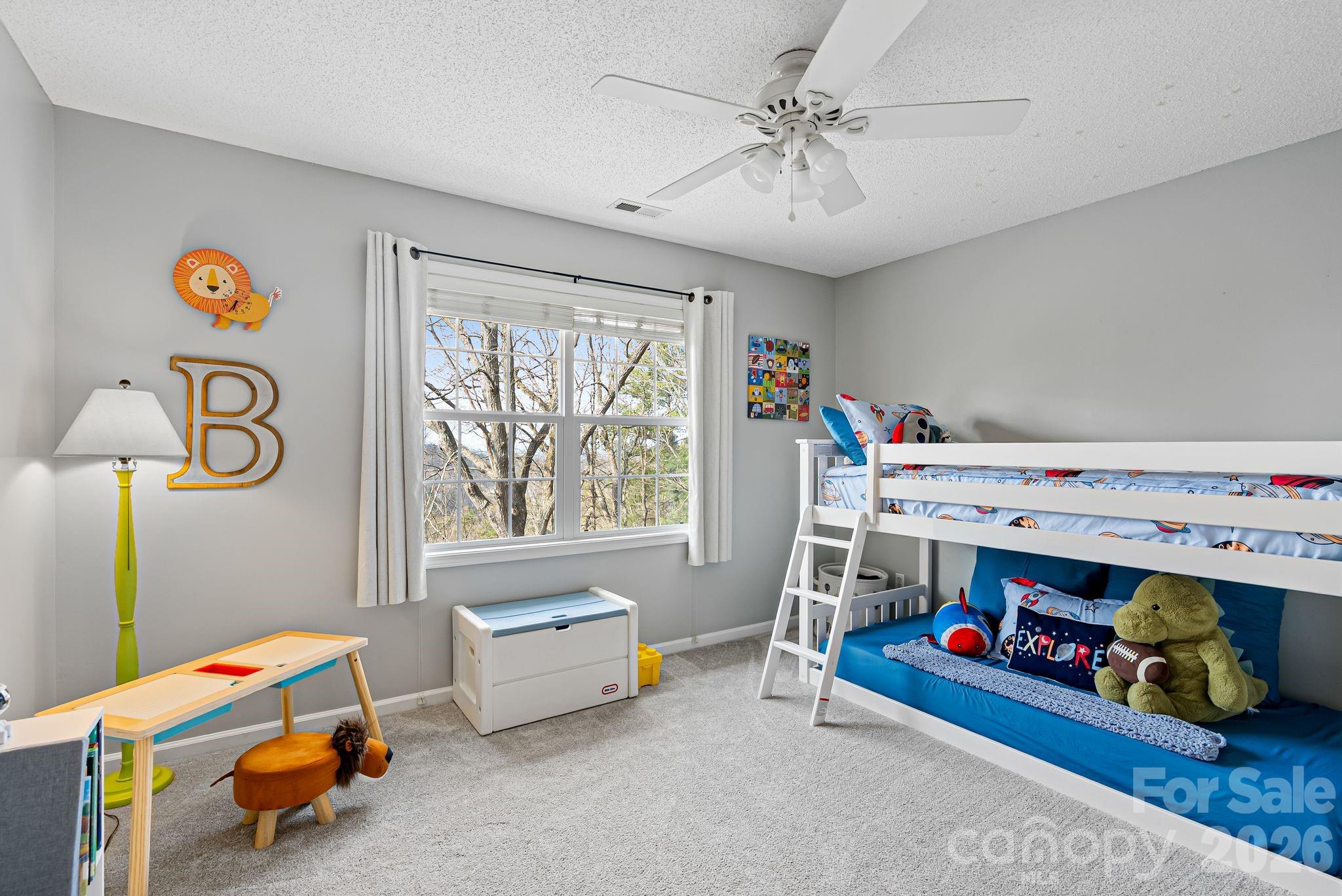 505 Kings Ridge Asheville NC 28804