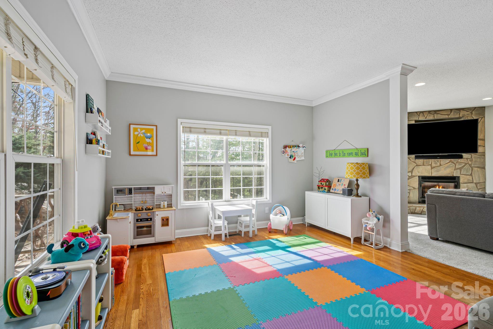 505 Kings Ridge Asheville NC 28804