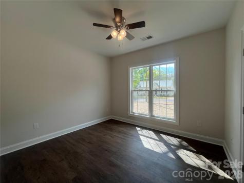 403 E 21st Street Kannapolis NC 28083