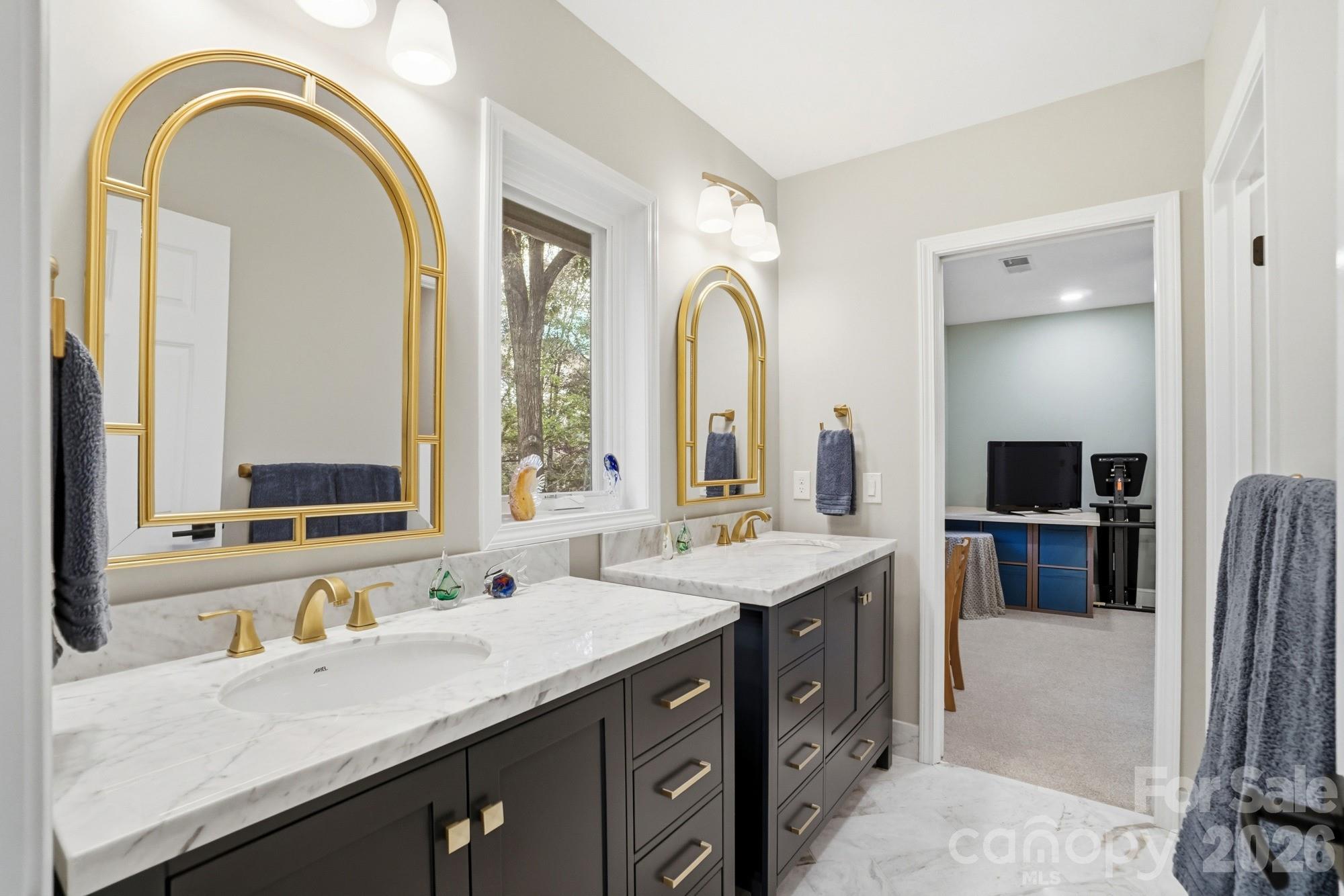 5023 Gorham Drive Charlotte NC 28226