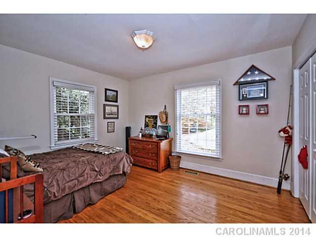 2632 Cloister Drive Charlotte NC 28211