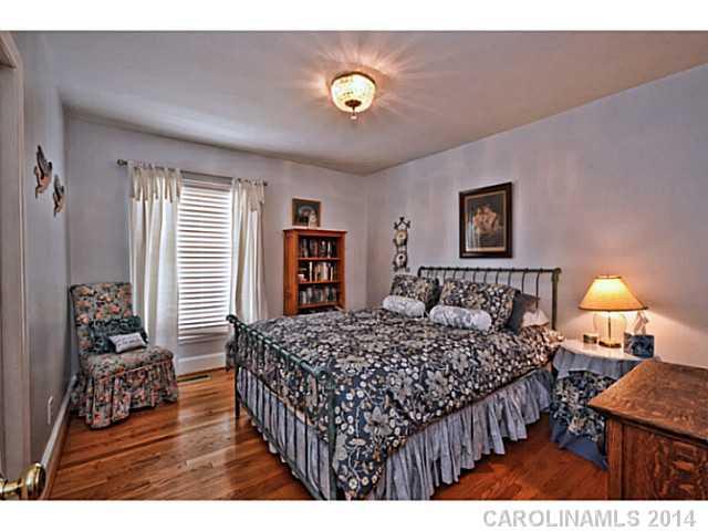 2632 Cloister Drive Charlotte NC 28211